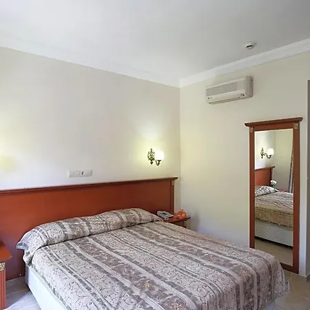 Yel Hotel Oludeniz