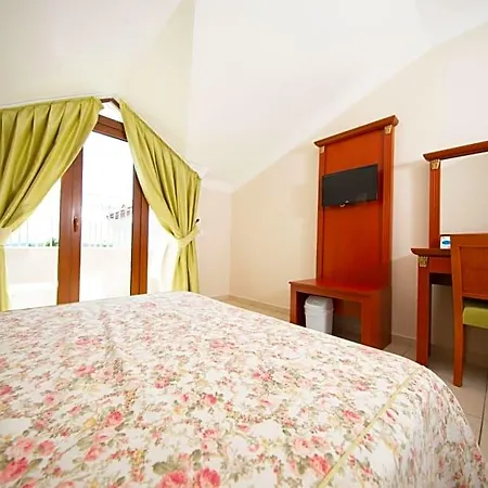 Yel Hotel Oludeniz